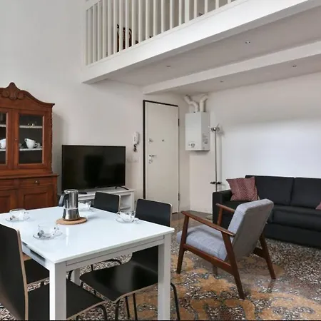 Apartament Moderno Con Ascensore *